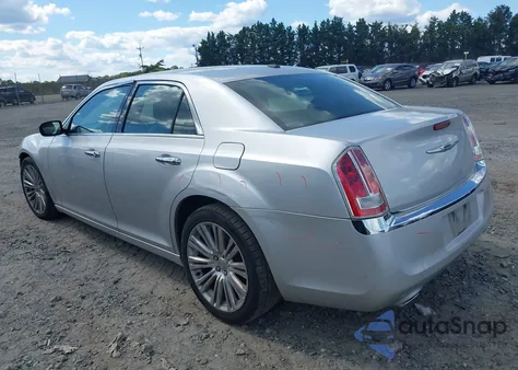 2011 Chrysler 300C z USA, uszkodzony, nr VIN 2C3CA6CT4BH613731